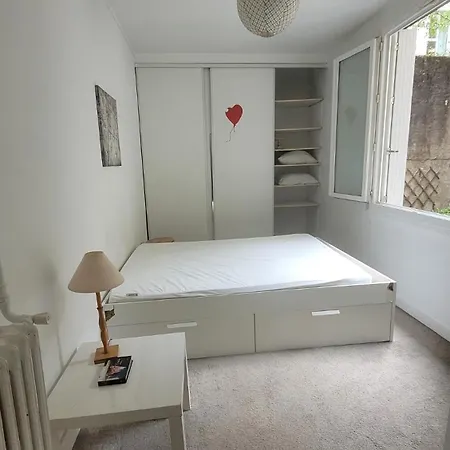 Centre De Apartment